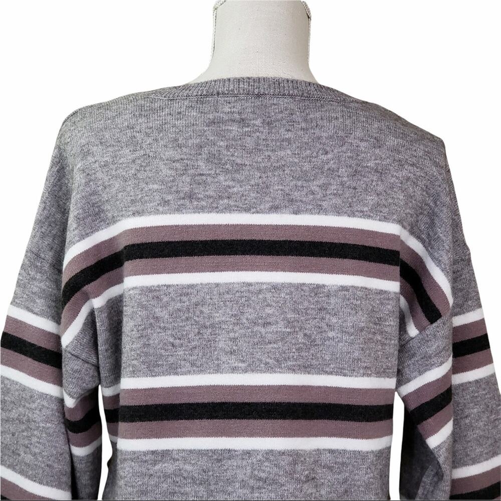 Cupcakes and Cashmere Amour Stripe Bell Sleeve Sweater Size Medium NEW - Picture 7 of 12